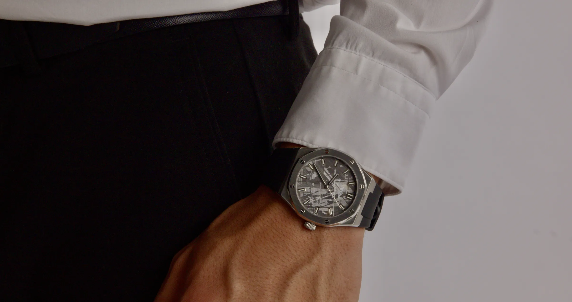 The Visto at a white shirt cuff.